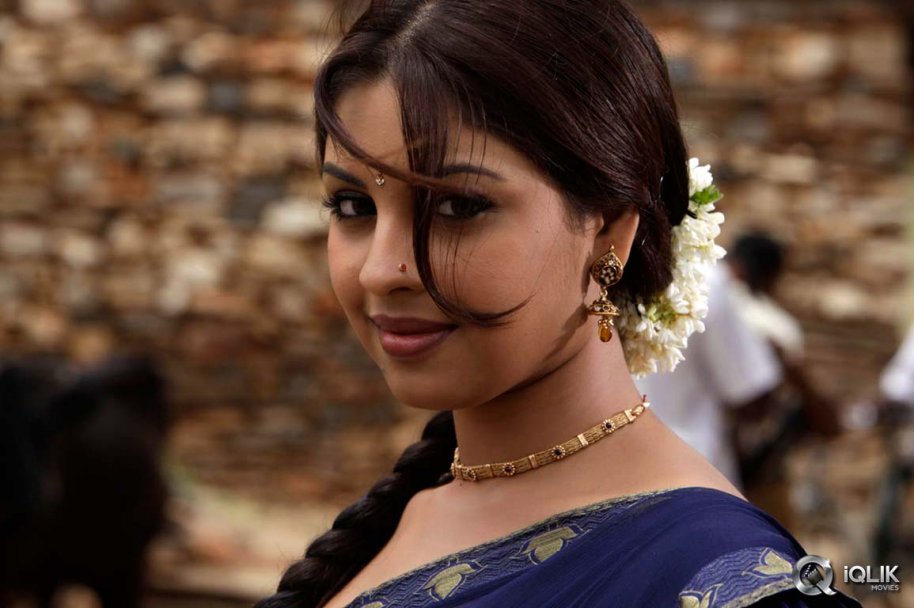 Richa-Gangopadhyay